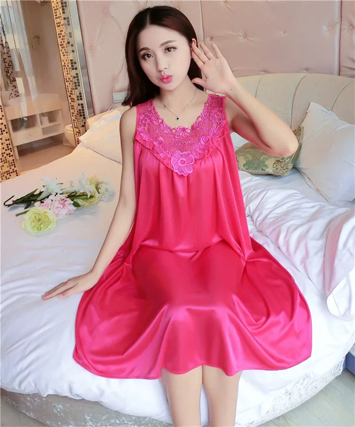 Hot Women Night Gowns Sleepwear Nightwear Long Sleeping Dress Luxury Nightgown Women Casual Night Dress Ladies Home Dressing Z79