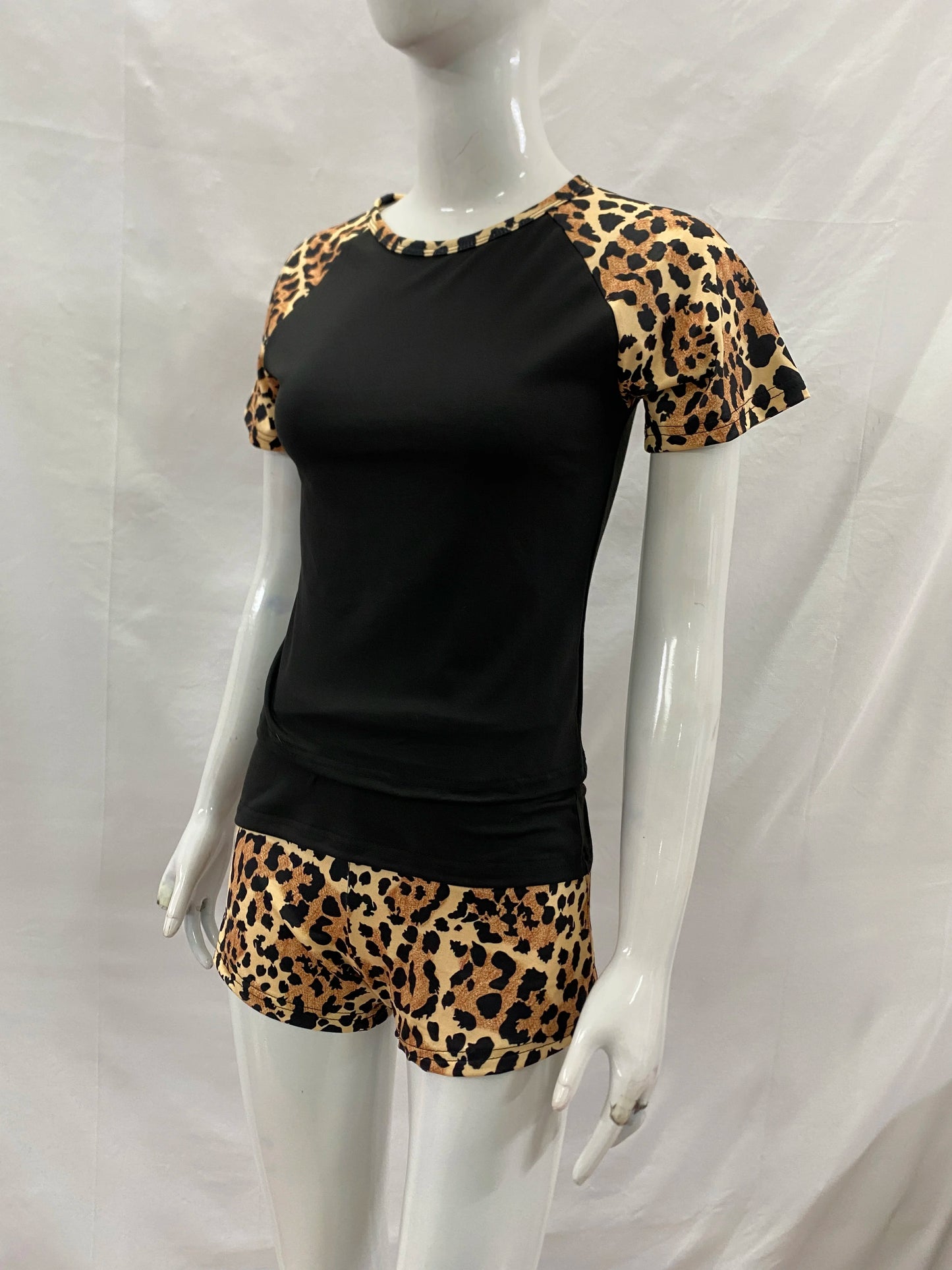 2026 summer new American retro leopard print patchwork short sleeved shorts set Y2K punk street fashion trend casual spicy girl