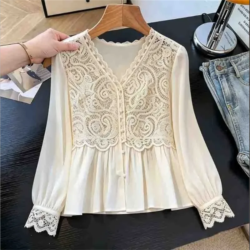 White Lace Blouse Patchwork Shirt Long Sleeved Top luxury Temperament Shirt Hollow Lacey Blous Vneck Ladies Blouses
