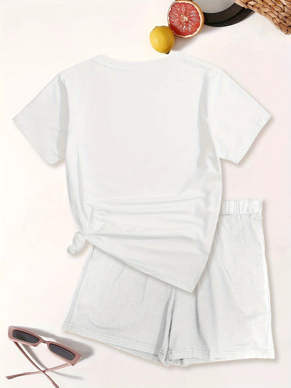 Summer women's fashion simple portrait print casual loose round neck short sleeved T-shirt shorts two-piece set
