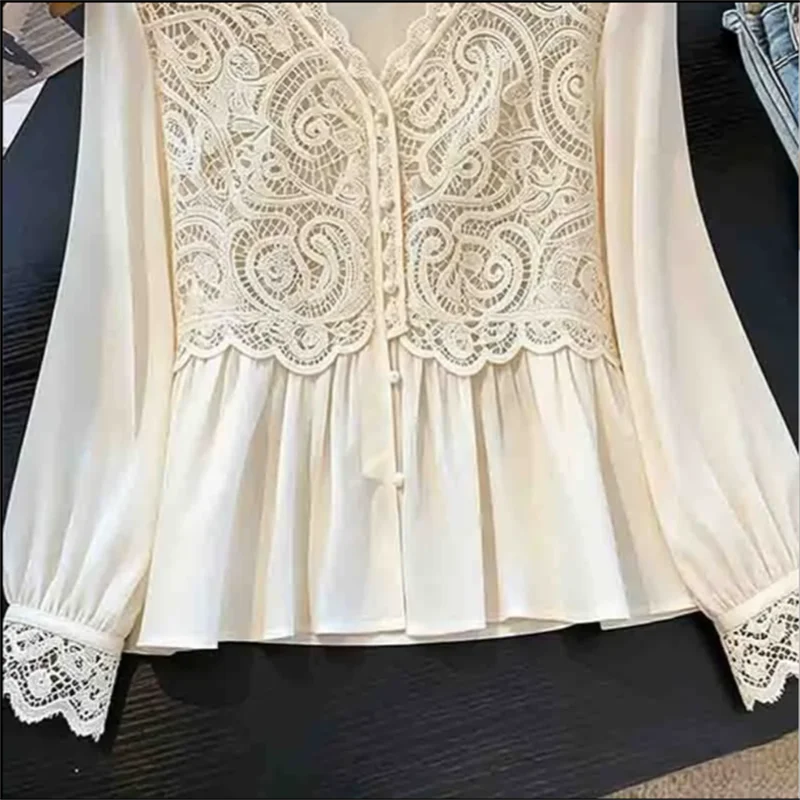 White Lace Blouse Patchwork Shirt Long Sleeved Top luxury Temperament Shirt Hollow Lacey Blous Vneck Ladies Blouses