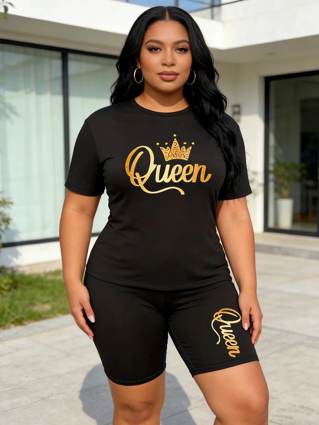 Women's Fashionable Casual Plus-Size Queen Print Two-Piece Set, Round-Neck Short-Sleeved Top and Shorts Clothing, Women's Plus-S