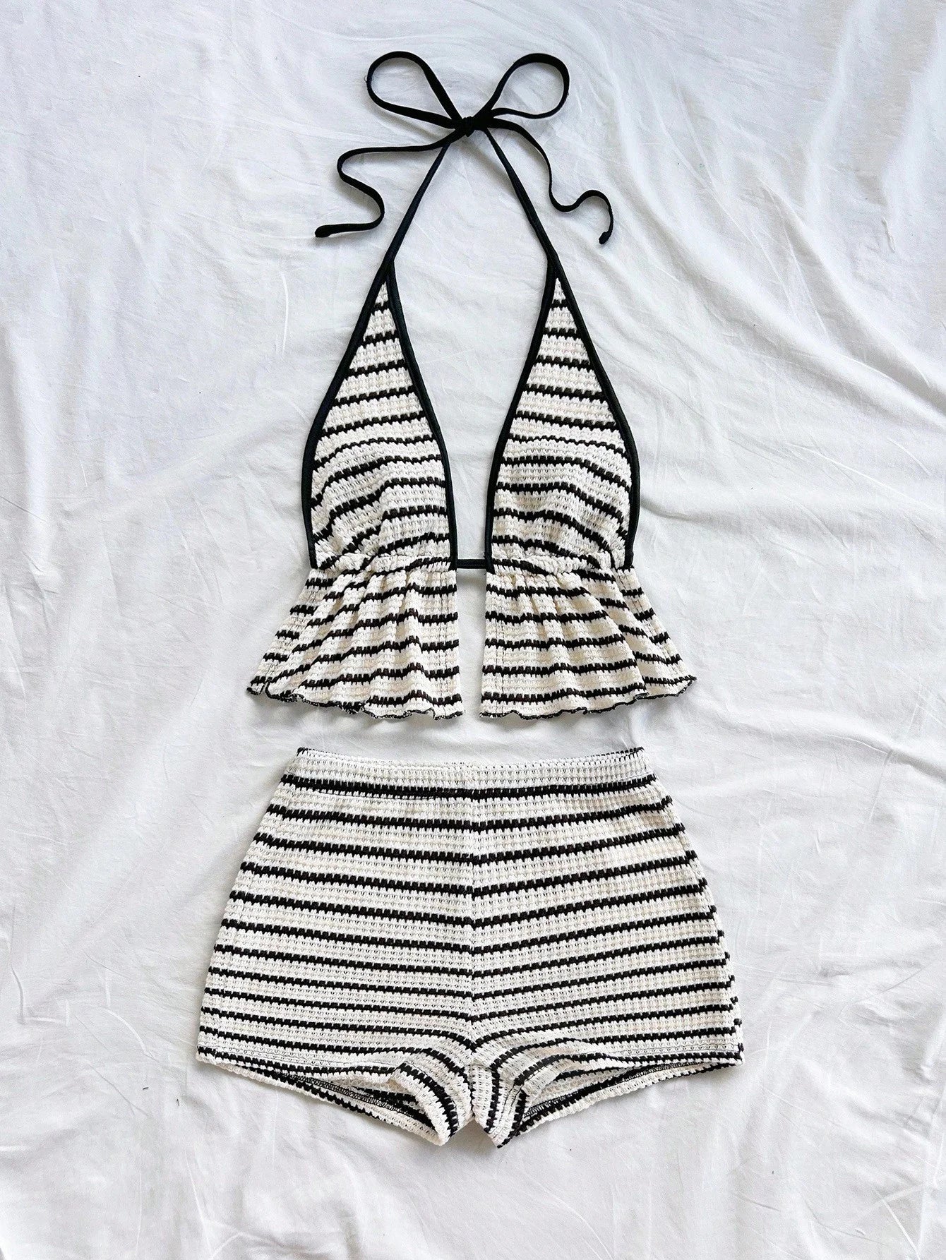 Women's Summer Sexy Contrasting Lace Up Backless Lace Up Top and Shorts Two-Piece Set, Striped Beach Holiday Style