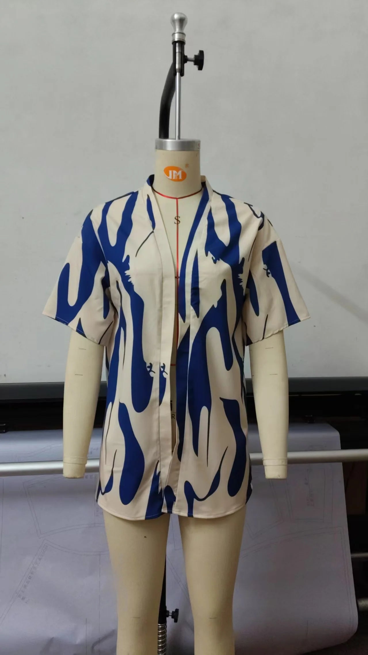 Elegant Summer Print Women's Set For Casual Vacation Style, Short-sleeved Shirt And High-waisted Shorts Two-piece Outfit