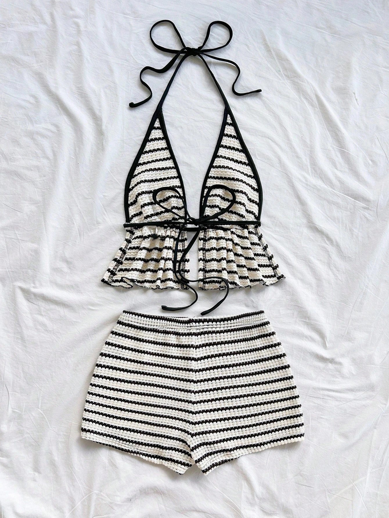 Women's Summer Sexy Contrasting Lace Up Backless Lace Up Top and Shorts Two-Piece Set, Striped Beach Holiday Style