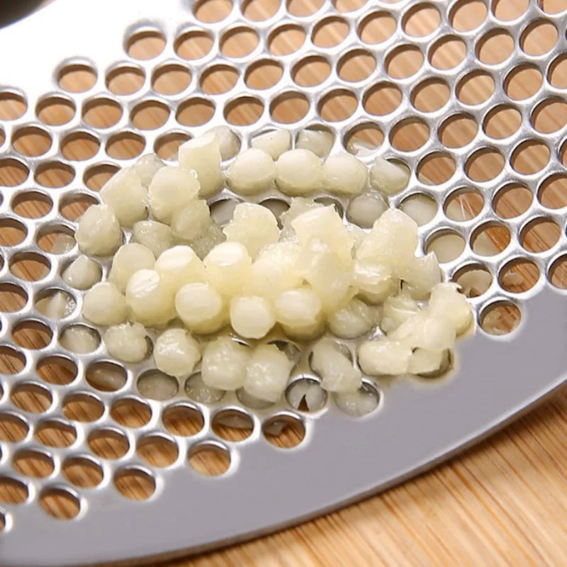 1One Stainless Steel Garlic Press Manual Garlic Press Household Kitchen Multi-Function Mashed Potatoes Olecranon Mud Pressing To