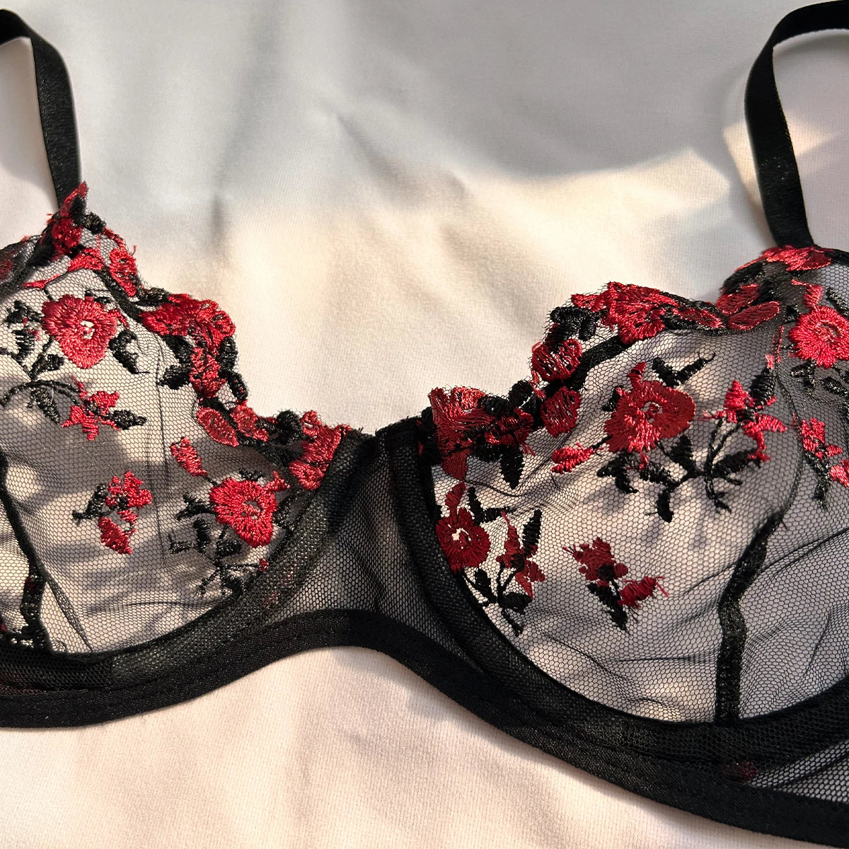 Women Sexy Emotional Underwear Set Exotic Embroidered Printed Brassiere Push-Up Thin Bralette Lingerie Sleepwear Set