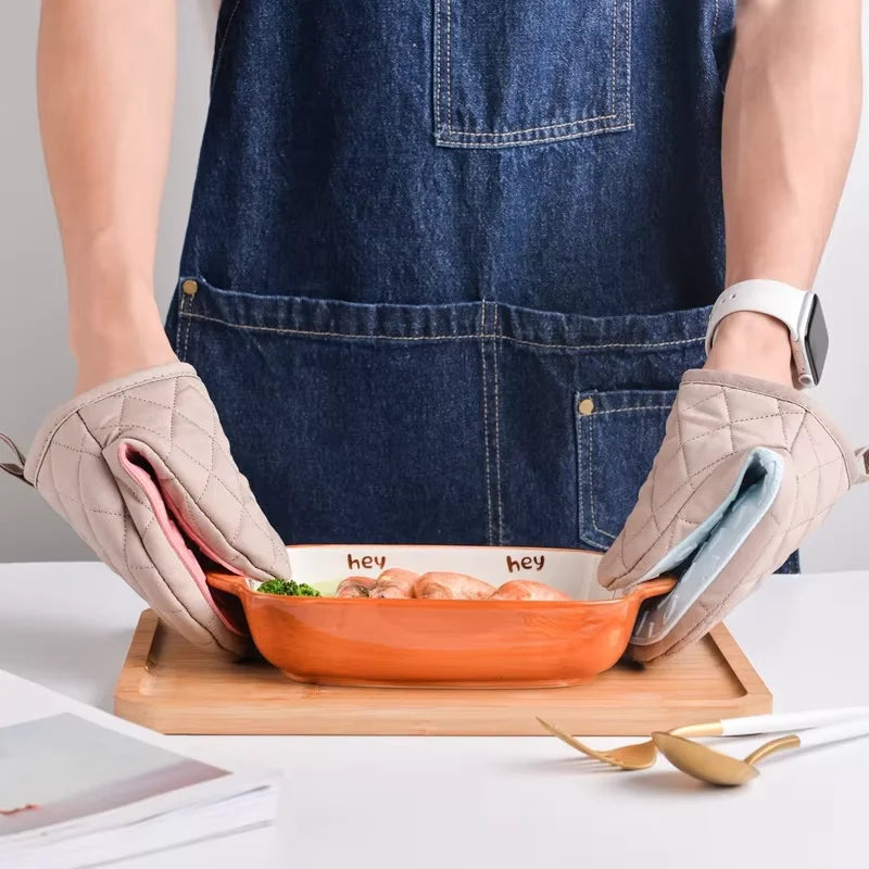 1PCS Fish Shaped Silicone Anti Scald Oven Gloves Kitchen Silicone Gloves Tray Dish Holder Oven Gloves Multi-purpose Gloves
