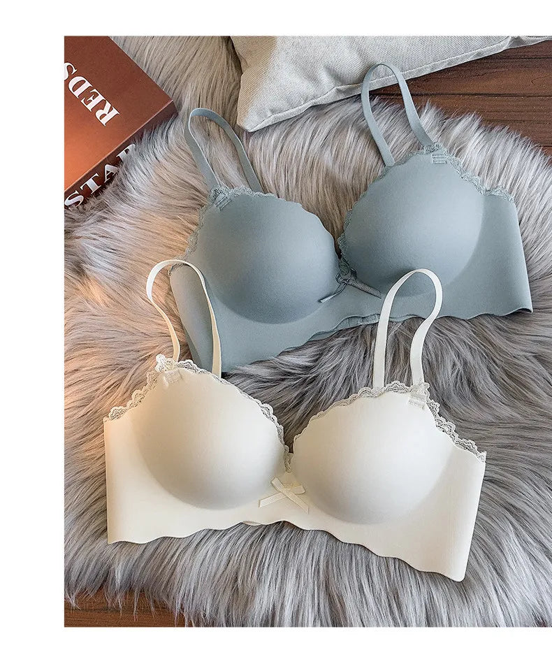 Hot Selling Ladies Push Up Bra Set Seamless Wireless Support Anti-Sagging Comfort Lingerie S-XL for Young Women Soft Daily Wear
