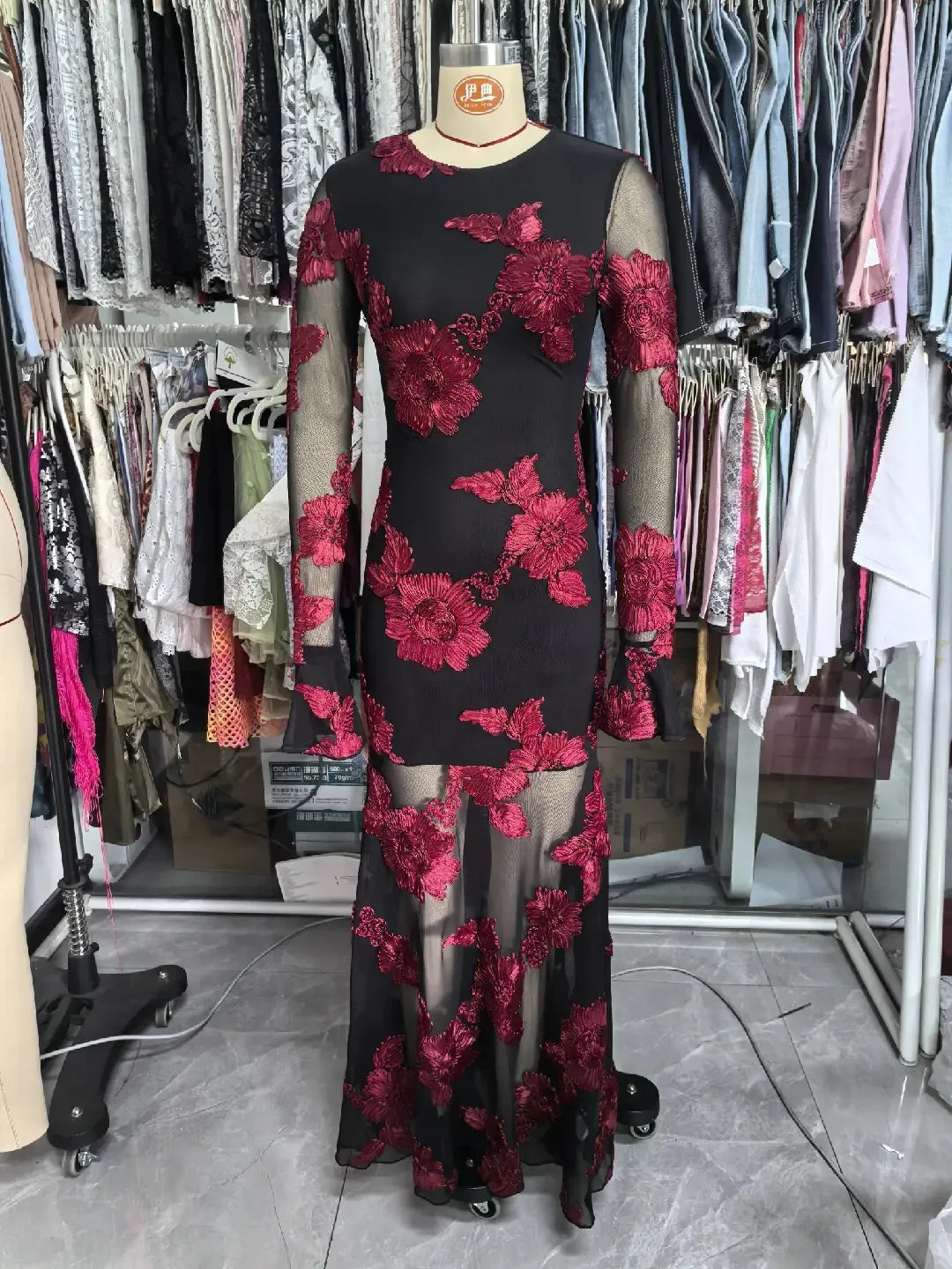 Elegant Dress Dress for Women 2025 Spring Collection Waist V-neck Jacquard Embroidered Dress