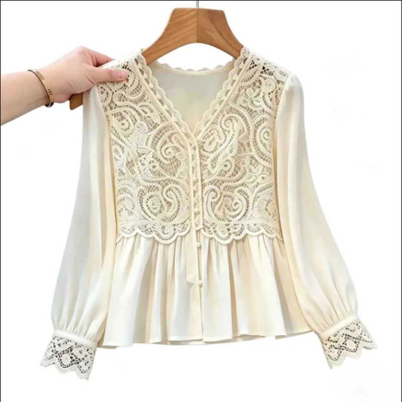 White Lace Blouse Patchwork Shirt Long Sleeved Top luxury Temperament Shirt Hollow Lacey Blous Vneck Ladies Blouses